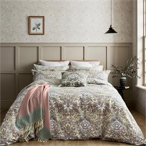 William Morris Cochineal Pink Severn Duvet Cover